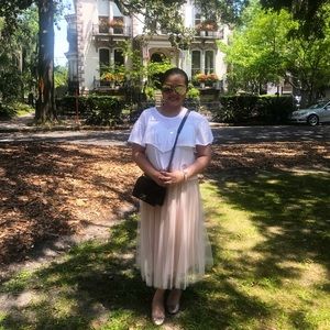 Meet your Posher, Rona